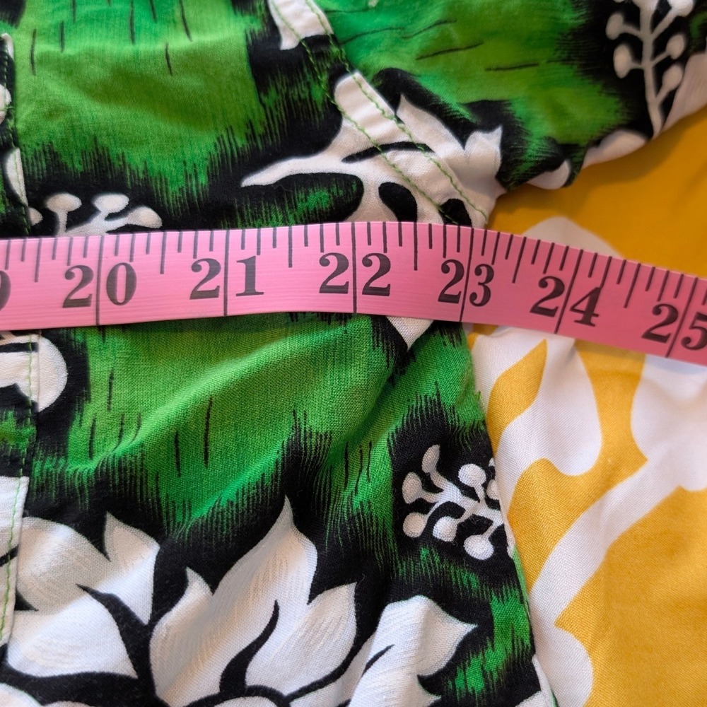 Tiki Palm Mens XL Green Black Hibiscus Floral Rayon Hawaiian Button Down Shirt - Picture 6 of 6